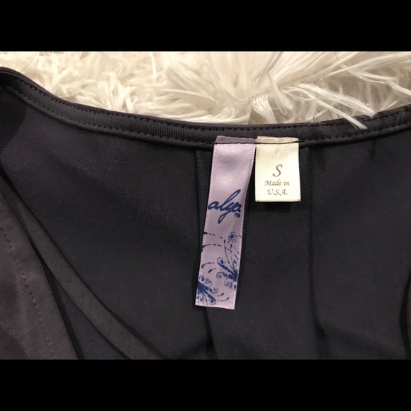 Criss cross front hi low top - Picture 4 of 4